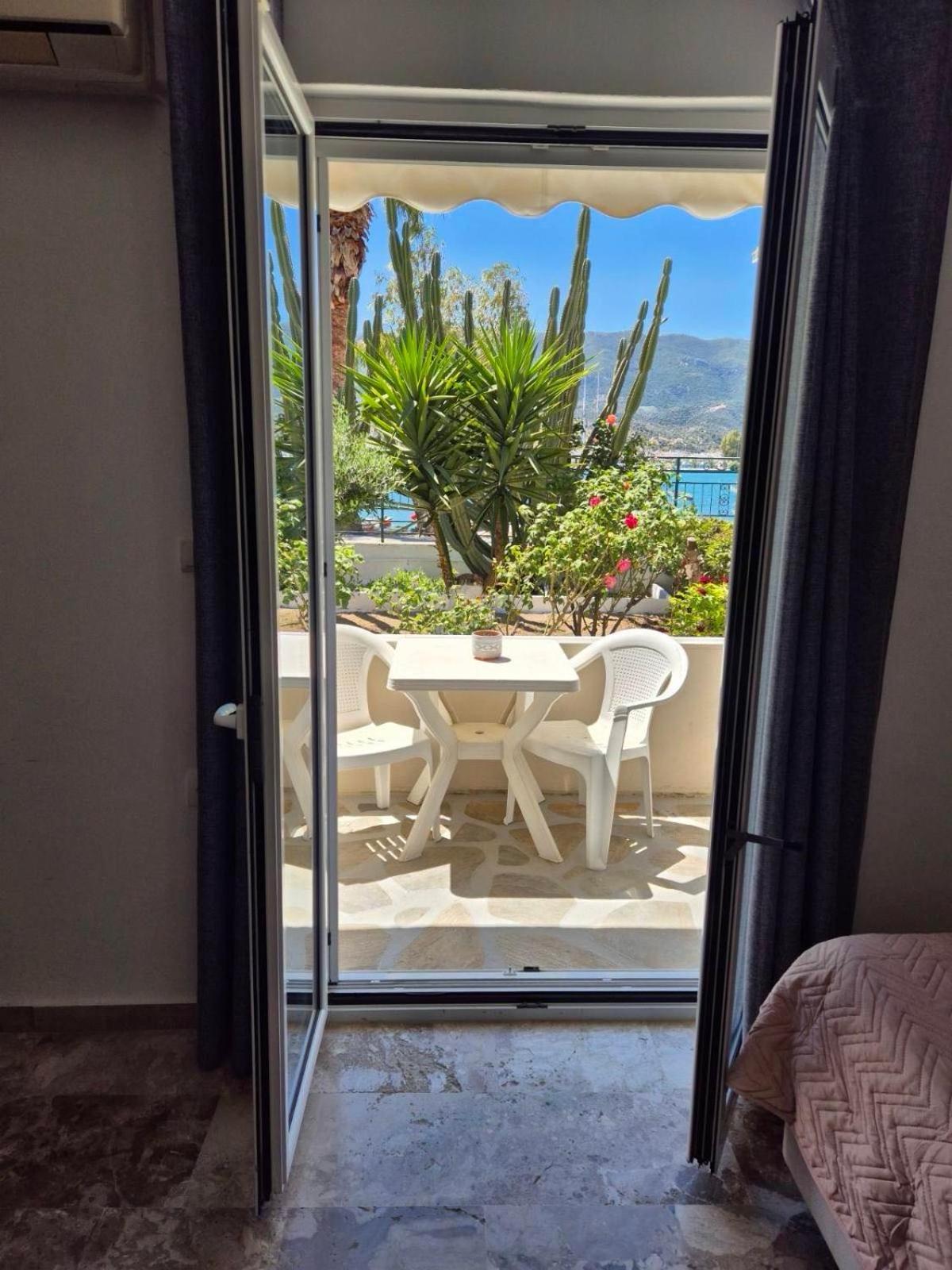 Drossinos Studios Poros Town Екстериор снимка