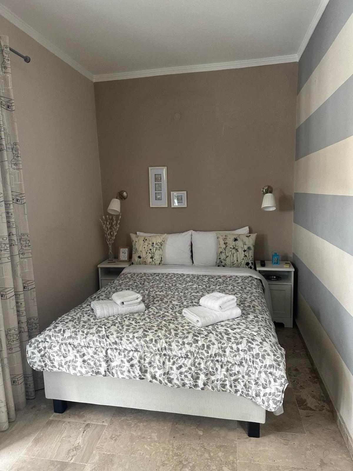 Drossinos Studios Poros Town Екстериор снимка