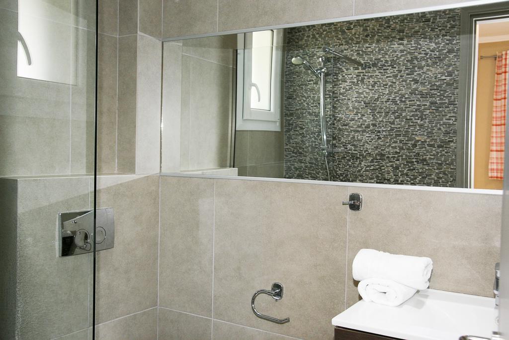 Drossinos Studios Poros Town Екстериор снимка