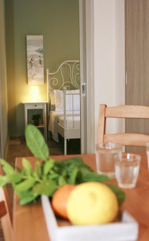Drossinos Studios Poros Town Екстериор снимка