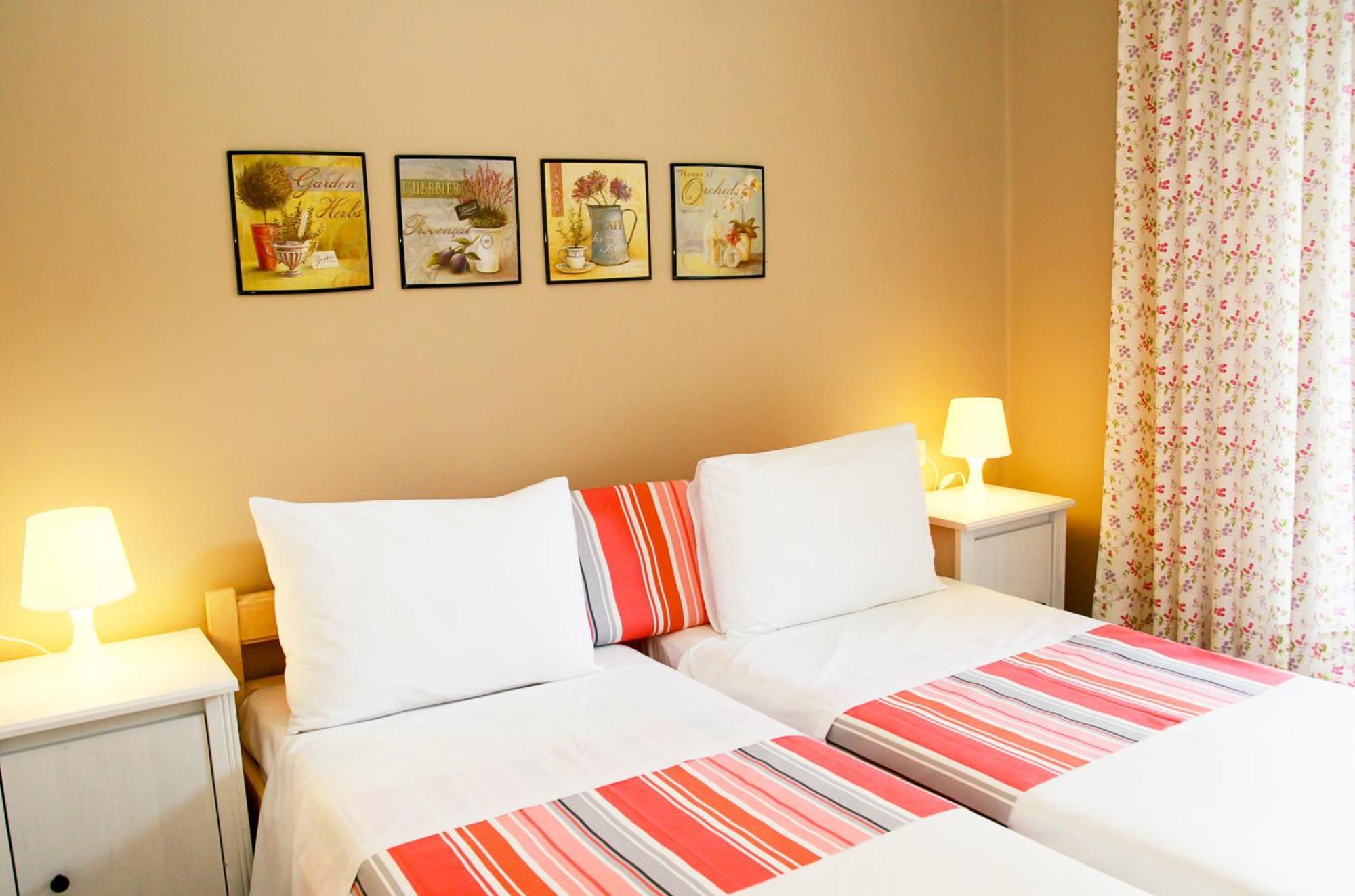 Drossinos Studios Poros Town Екстериор снимка