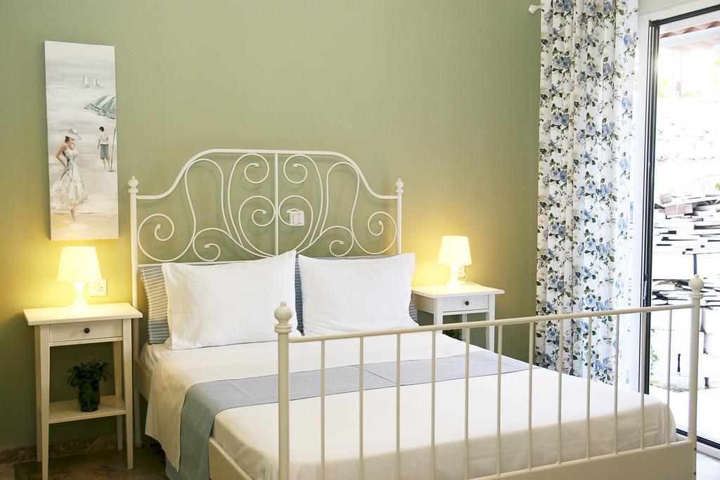 Drossinos Studios Poros Town Екстериор снимка