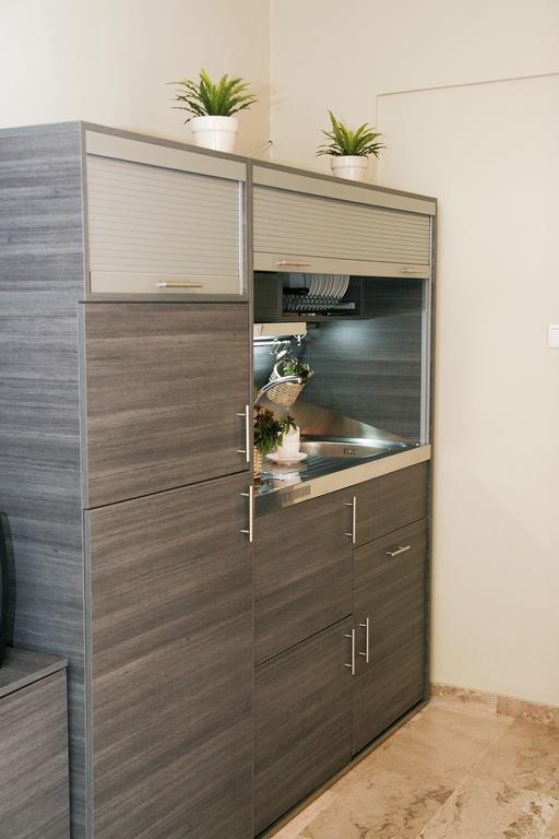 Drossinos Studios Poros Town Екстериор снимка